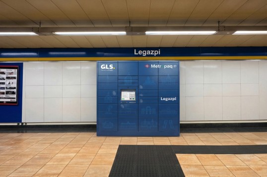 GLS and Metro de Madrid turn Line 3 into a new urban logistics corridor with smart lockers